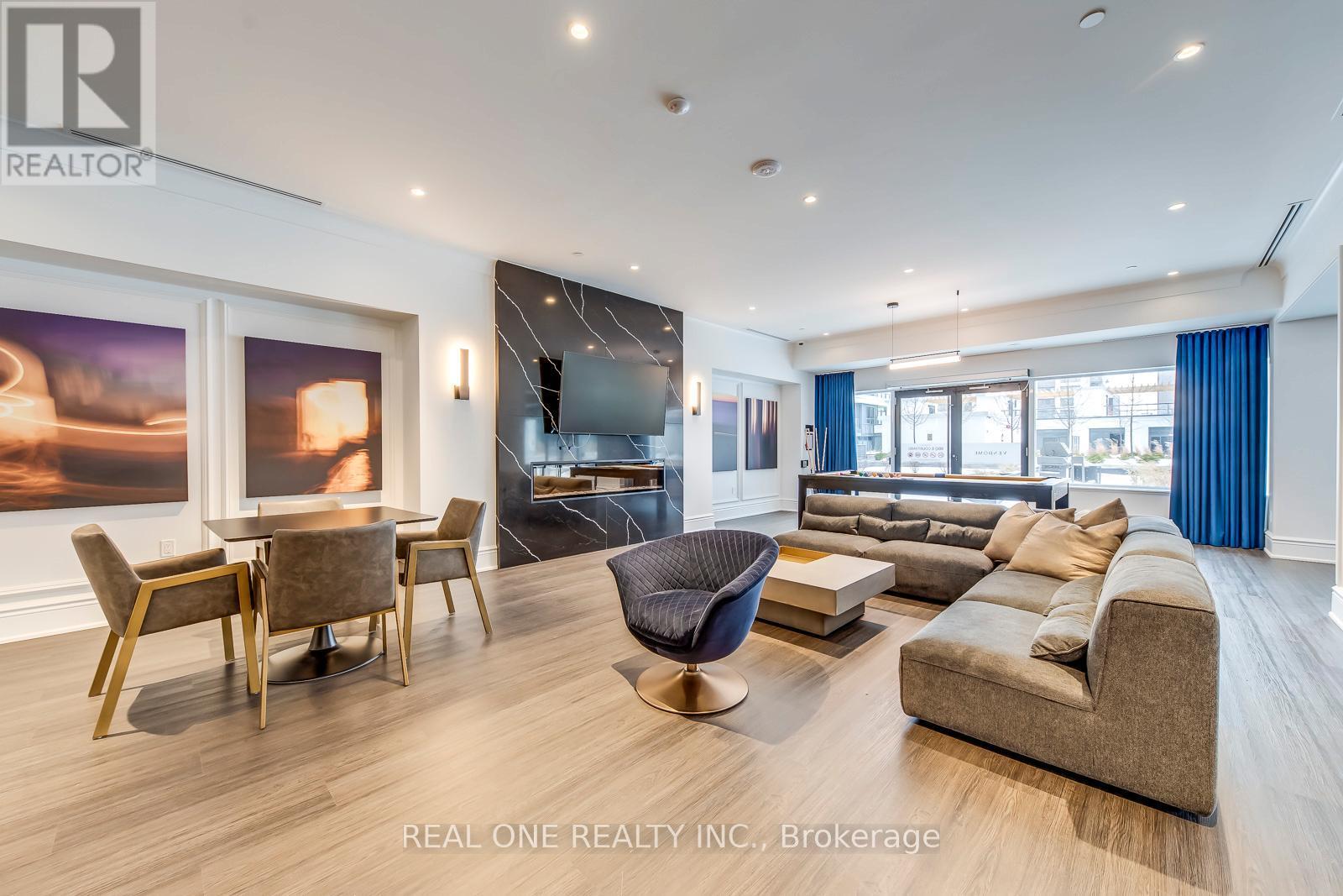 921N - 9 Clegg Road, Markham, ON - Indoor Photo Showing Living Room
