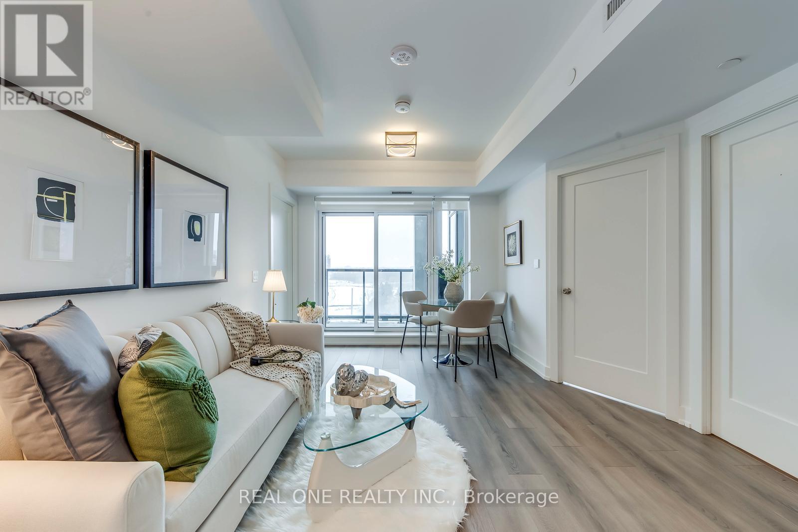 921N - 9 Clegg Road, Markham, ON - Indoor Photo Showing Living Room