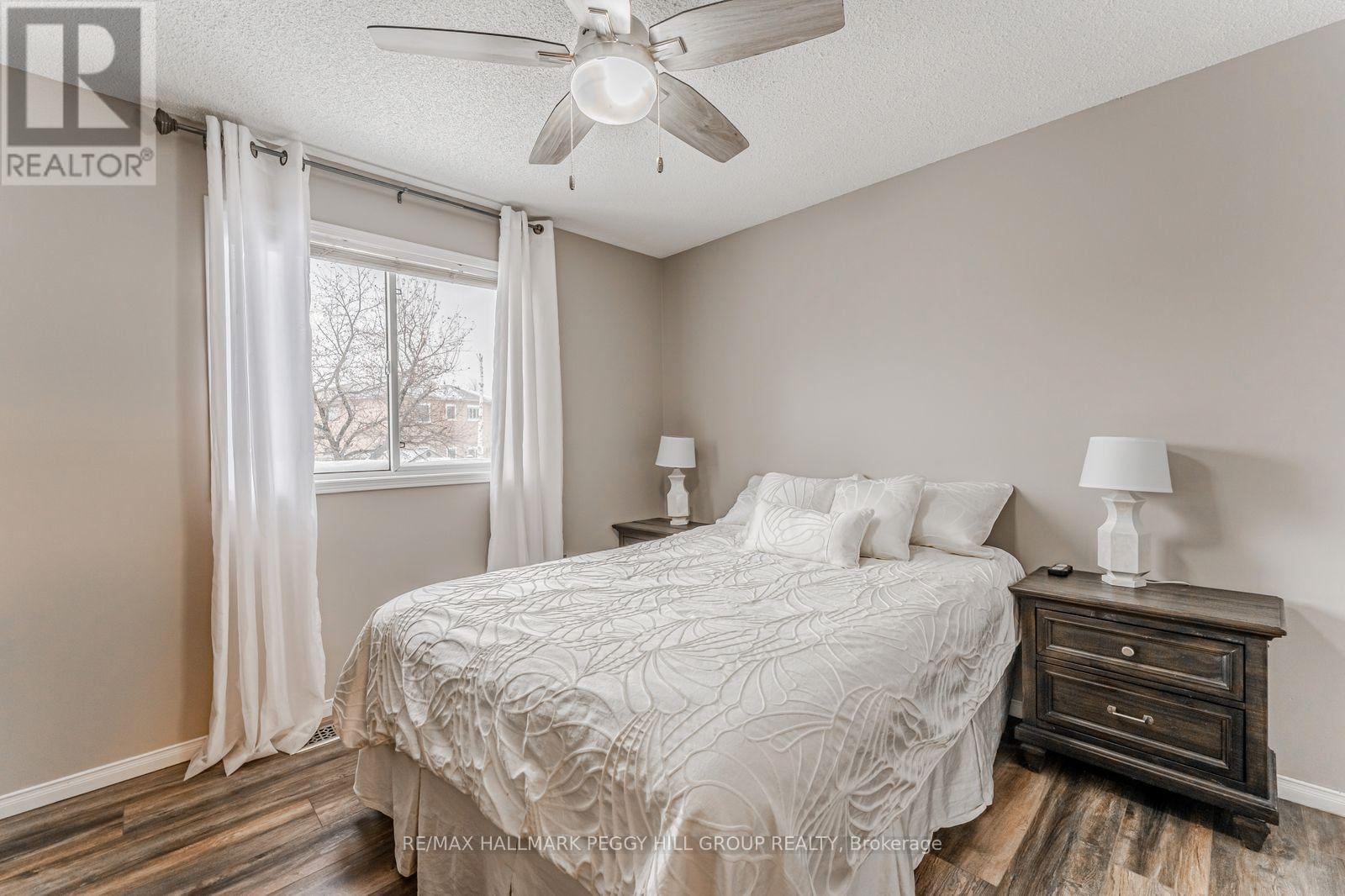 53 Butternut Drive, Barrie, ON - Indoor Photo Showing Bedroom