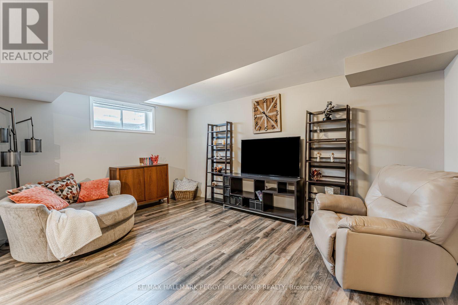 53 Butternut Drive, Barrie, ON - Indoor