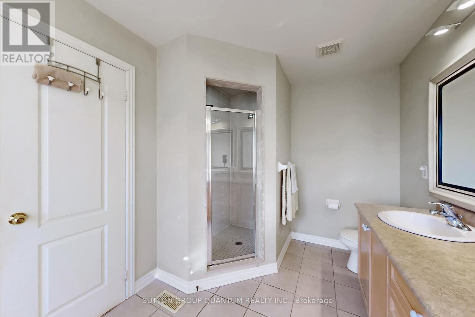 1238 Agram Drive, Oakville, ON - Indoor Photo Showing Bathroom