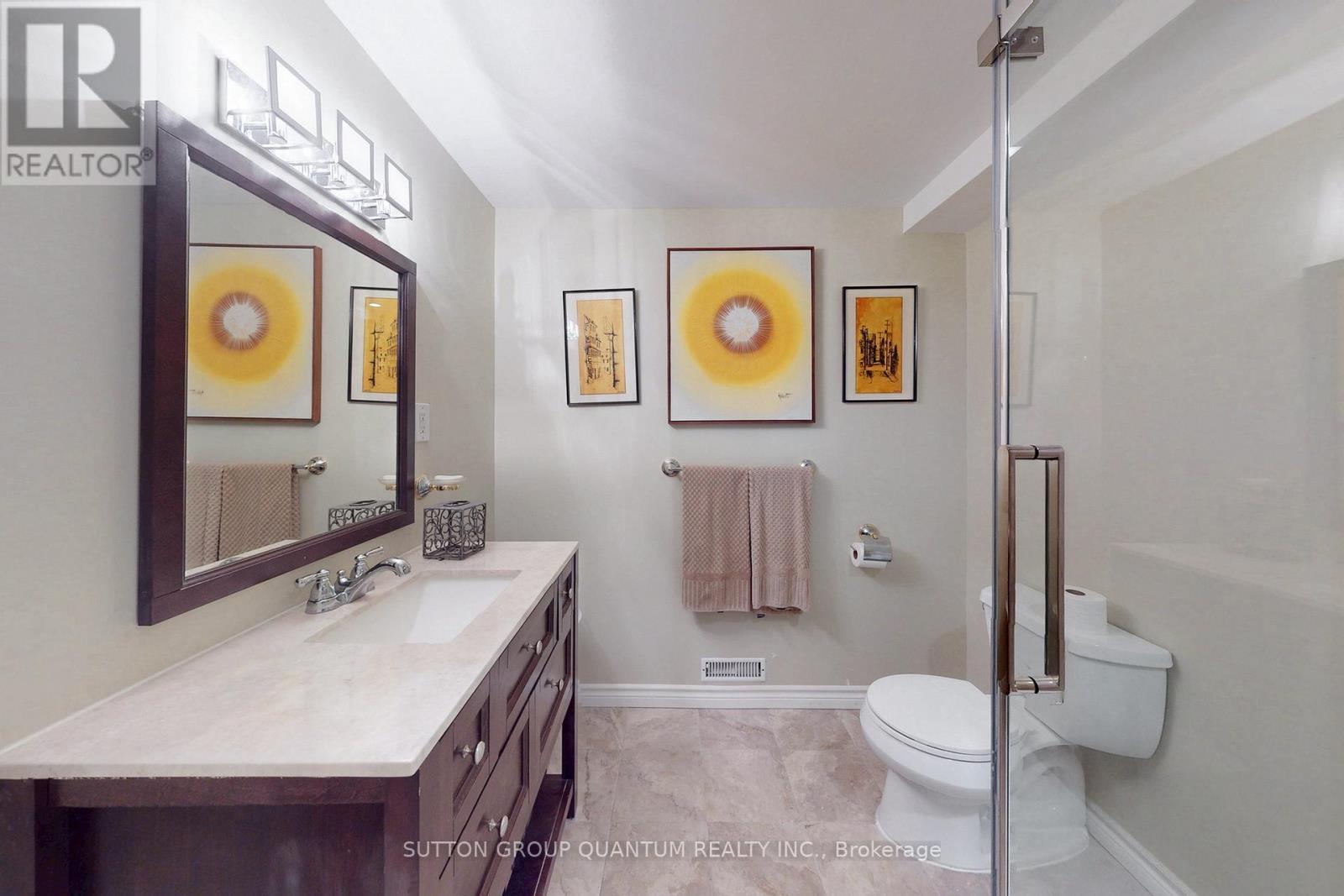1238 Agram Drive, Oakville, ON - Indoor Photo Showing Bathroom