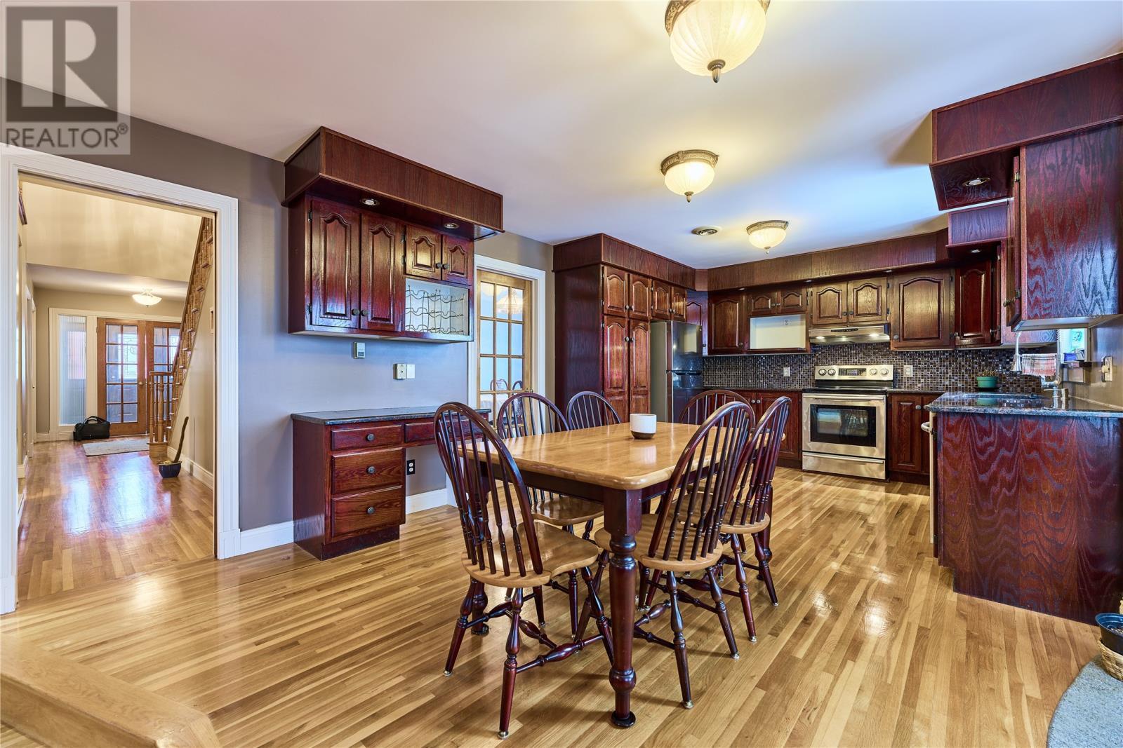 8 Roddickton Place, St. John'S, NL - Indoor