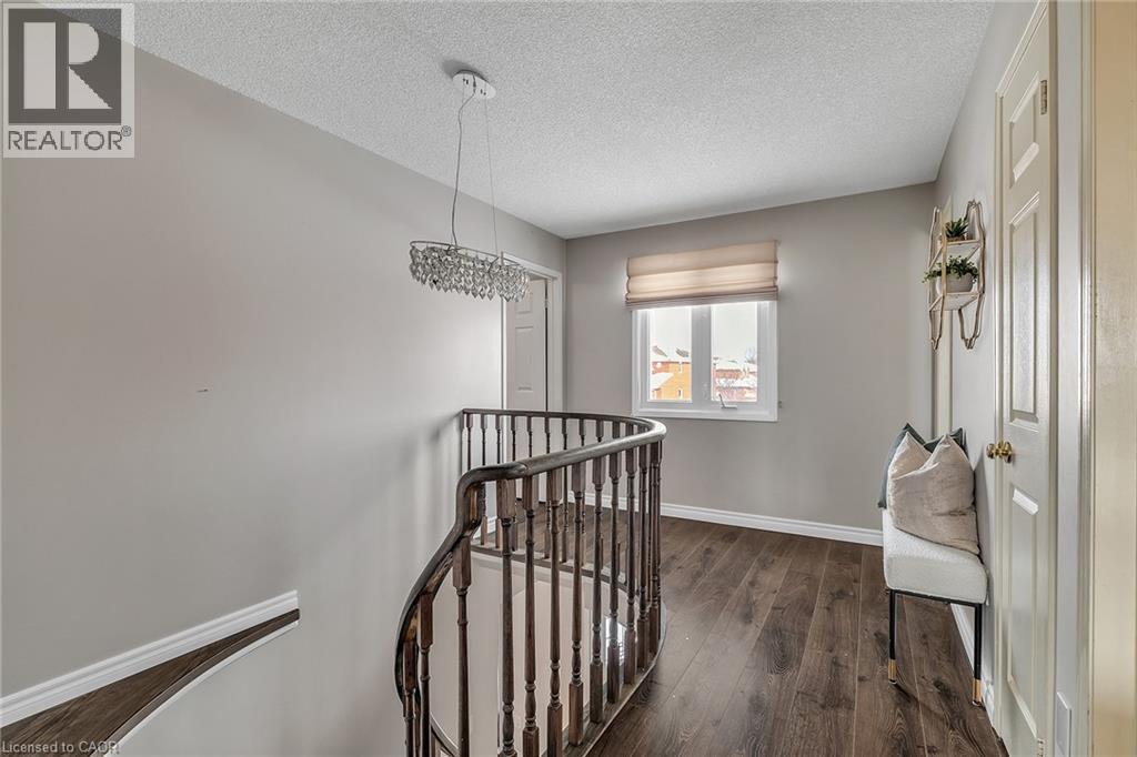 3390 Columbine Crescent, Mississauga, ON - Indoor Photo Showing Other Room