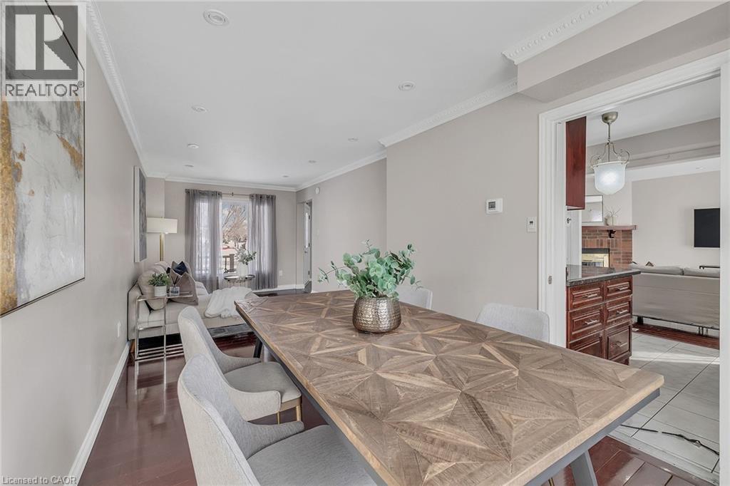 3390 Columbine Crescent, Mississauga, ON - Indoor Photo Showing Dining Room