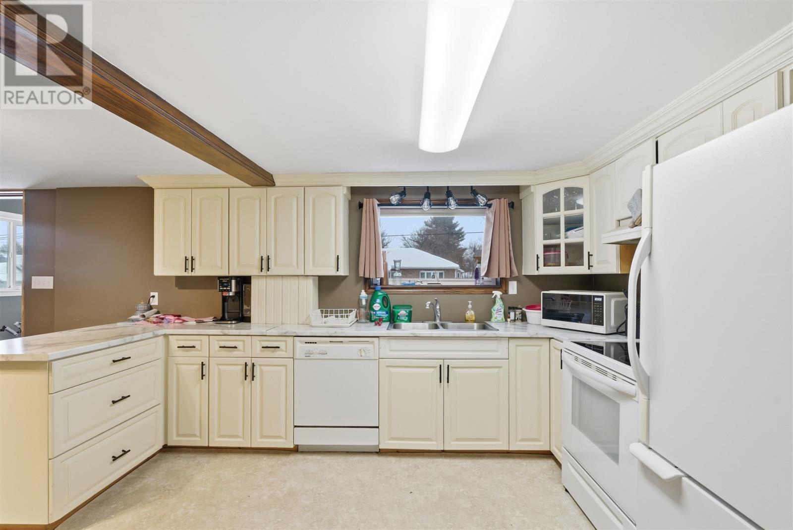 53 Huron Ave, Blind River, ON - Indoor Photo Showing Kitchen With Double Sink