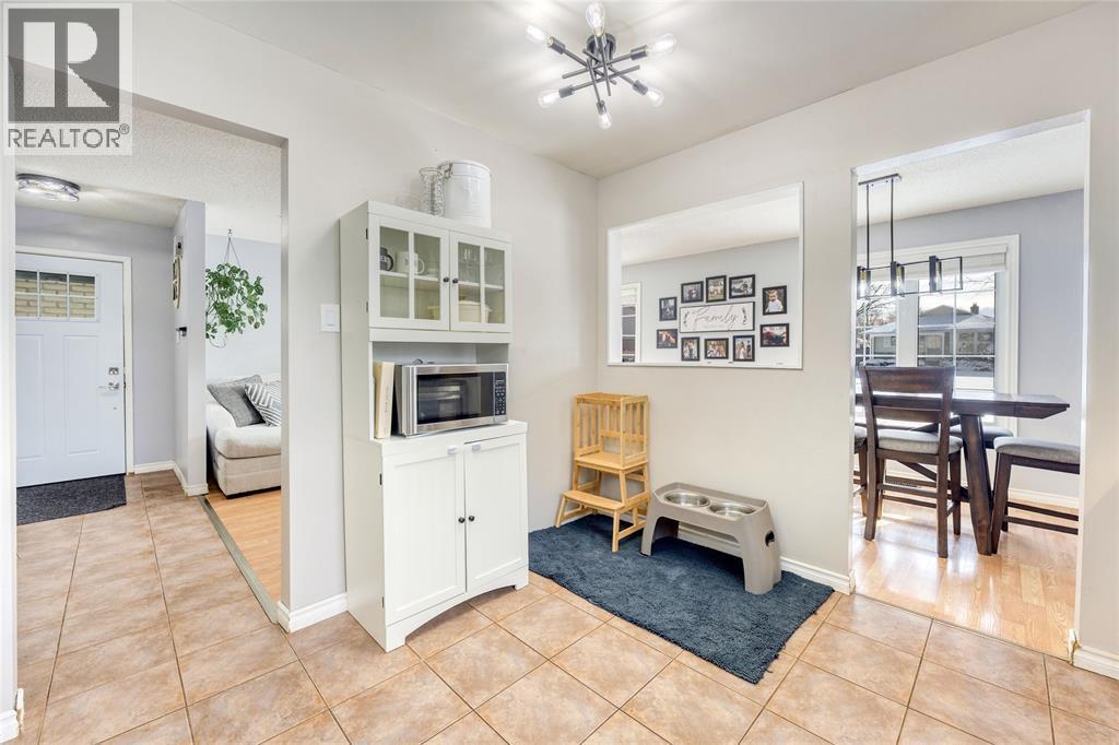 216 Blackthorn Crescent, St Clair, ON - Indoor