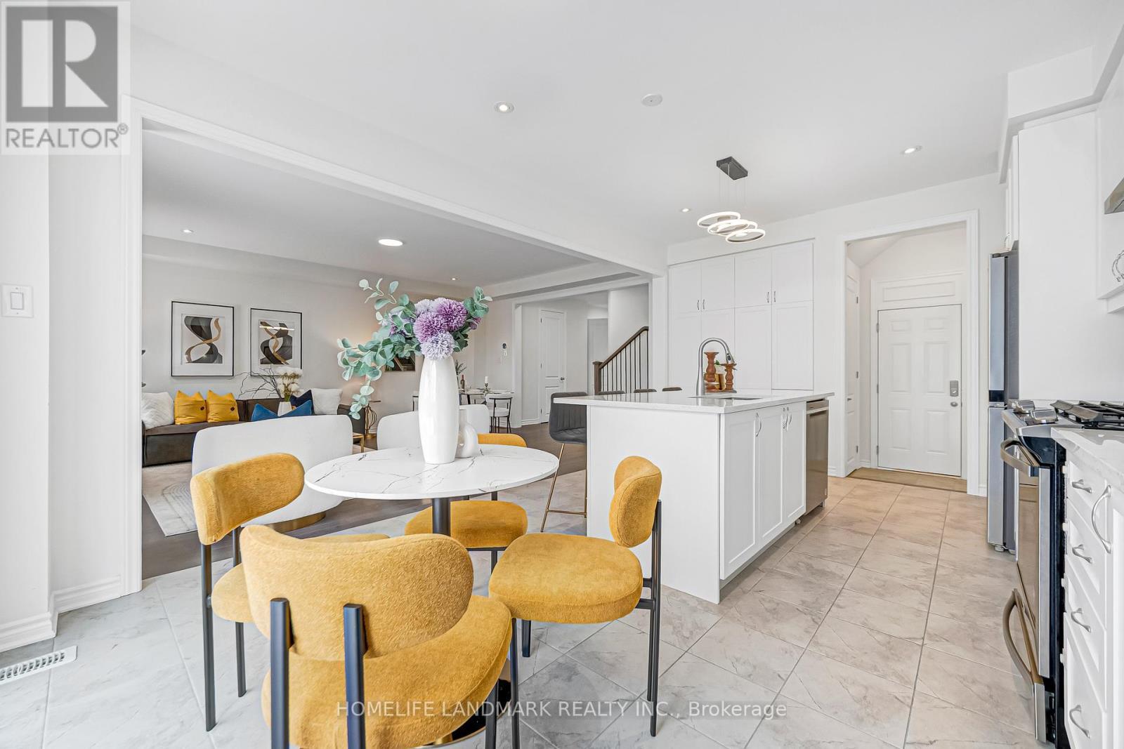 89 Barkerville Drive, Whitby, ON - Indoor Photo Showing Other Room