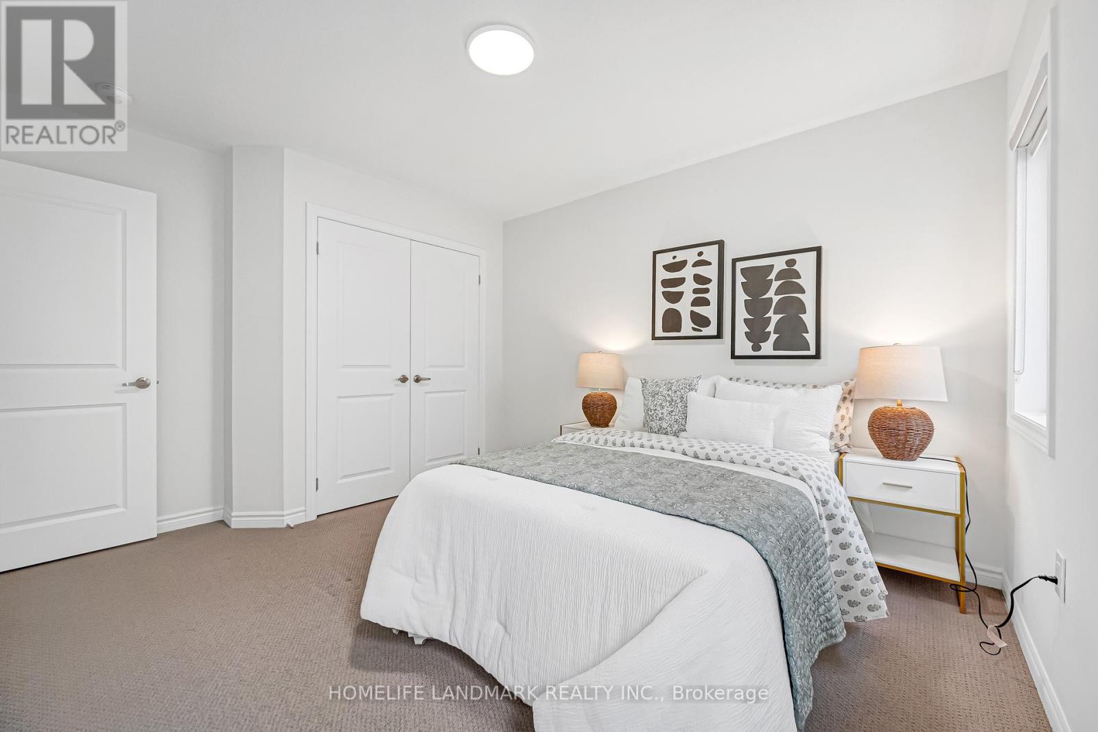89 Barkerville Drive, Whitby, ON - Indoor Photo Showing Bedroom
