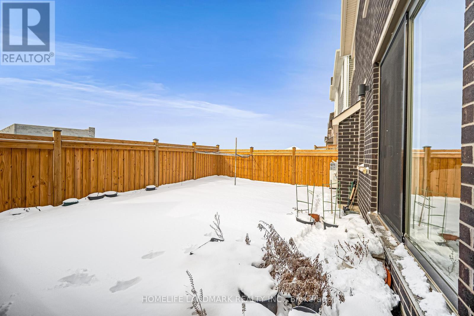 89 Barkerville Drive, Whitby, ON - Outdoor