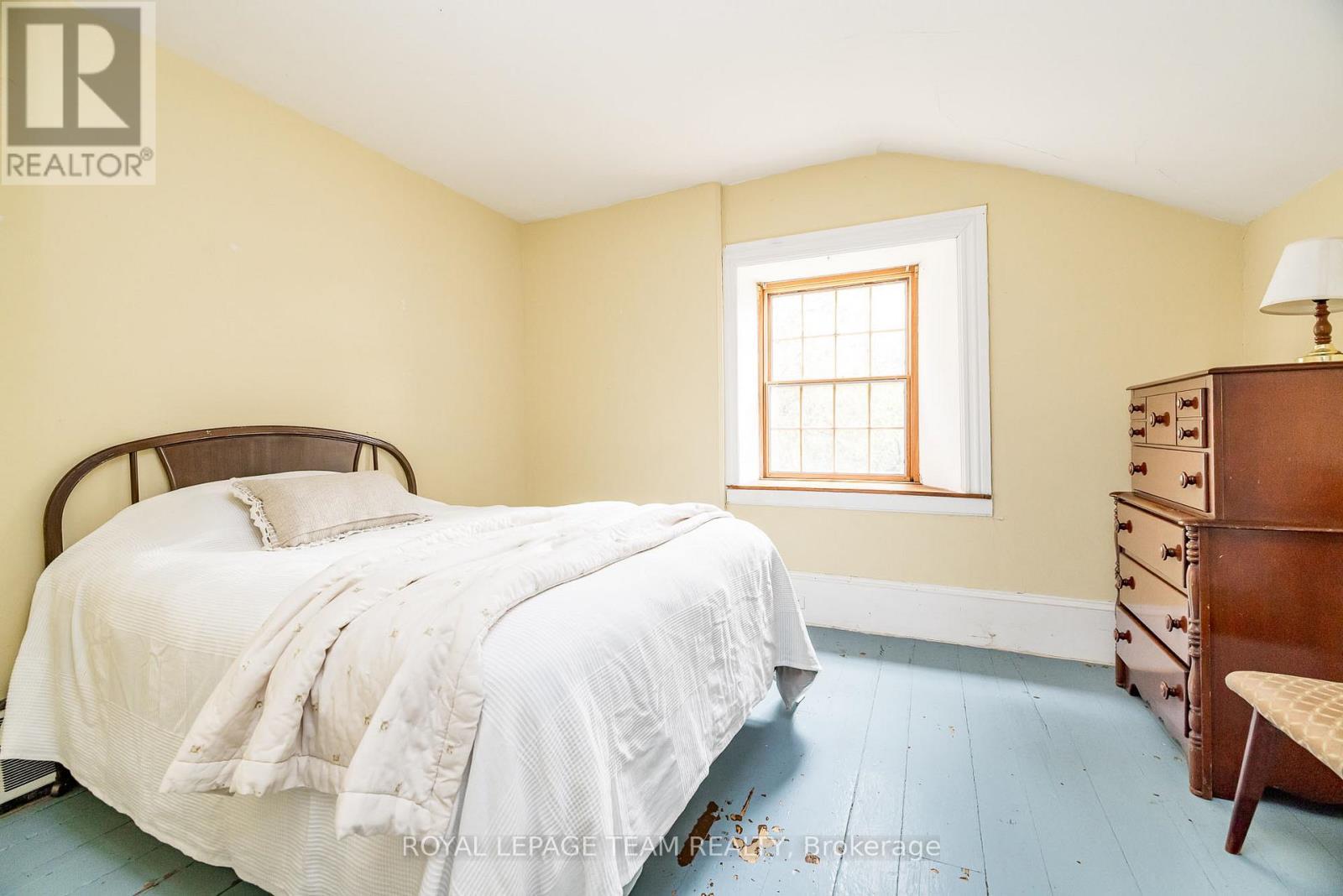 3651 Burritts Rapids Road, Ottawa, ON - Indoor Photo Showing Bedroom