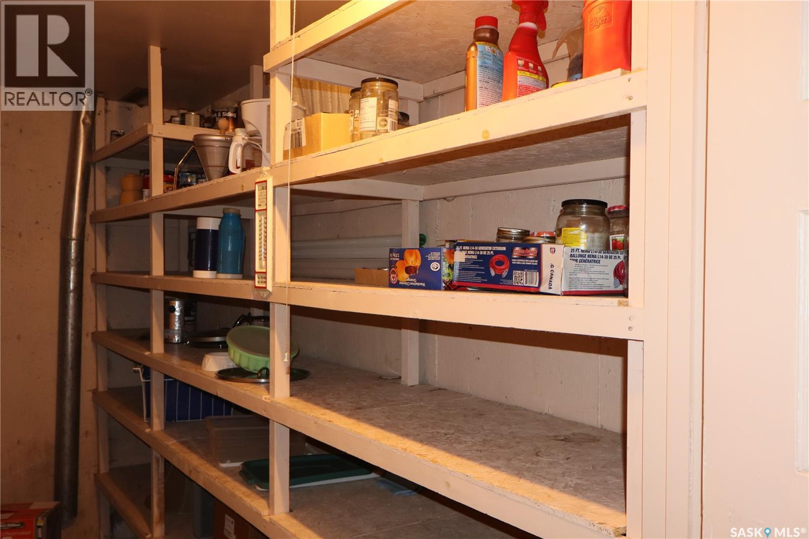 32 Kasper Crescent, Assiniboia, SK - Indoor Photo Showing Other Room