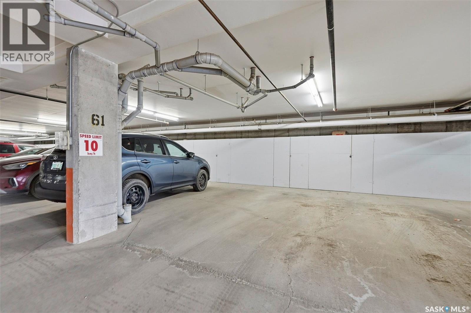 113 333 Nelson Road, Saskatoon, SK - Indoor Photo Showing Garage