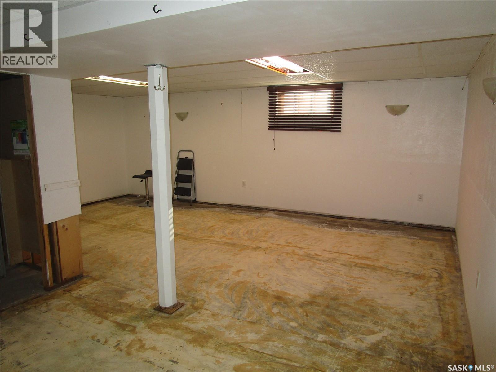 250 1St Avenue W, Bengough, SK - Indoor Photo Showing Basement