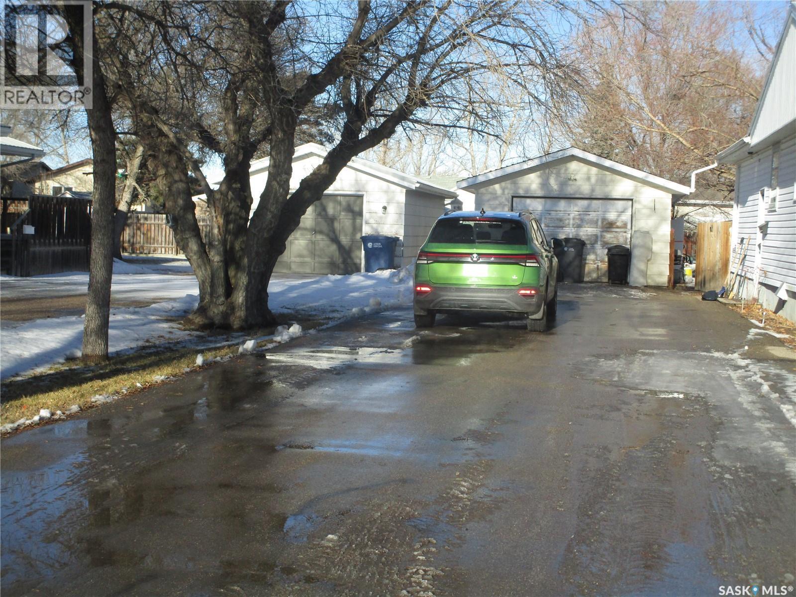 250 1St Avenue W, Bengough, SK - Outdoor