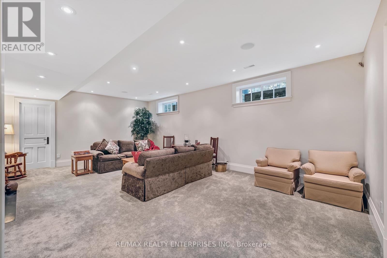 190 Donnelly Drive, Mississauga, ON - Indoor