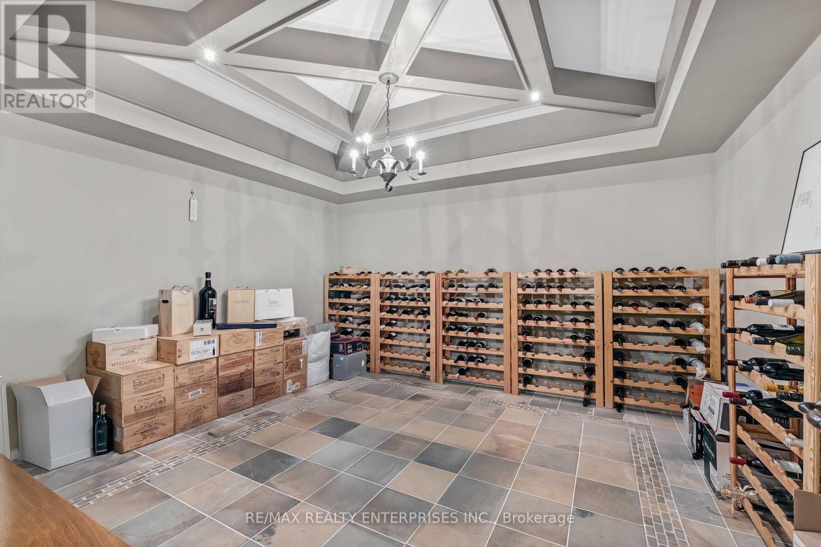 190 Donnelly Drive, Mississauga, ON - Indoor Photo Showing Other Room