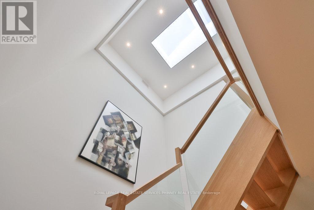 1456 Applewood Road, Mississauga, ON - Indoor Photo Showing Other Room