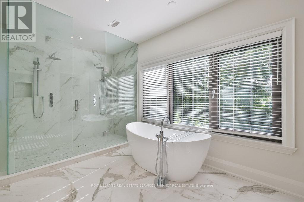 1456 Applewood Road, Mississauga, ON - Indoor Photo Showing Bathroom