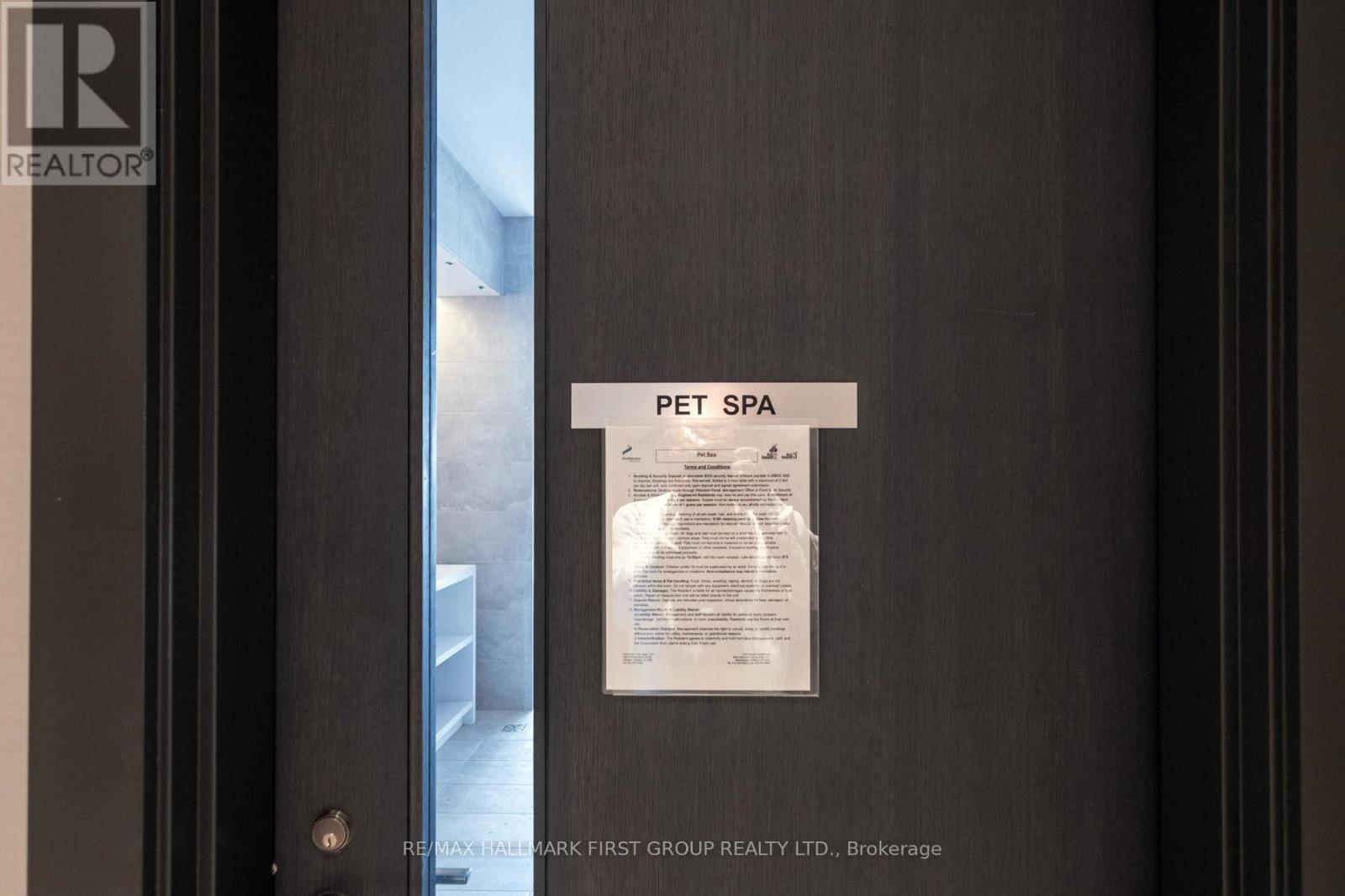 Pet Spa - 202 - 2545 Simcoe Street N, Oshawa (Windfields), ON -