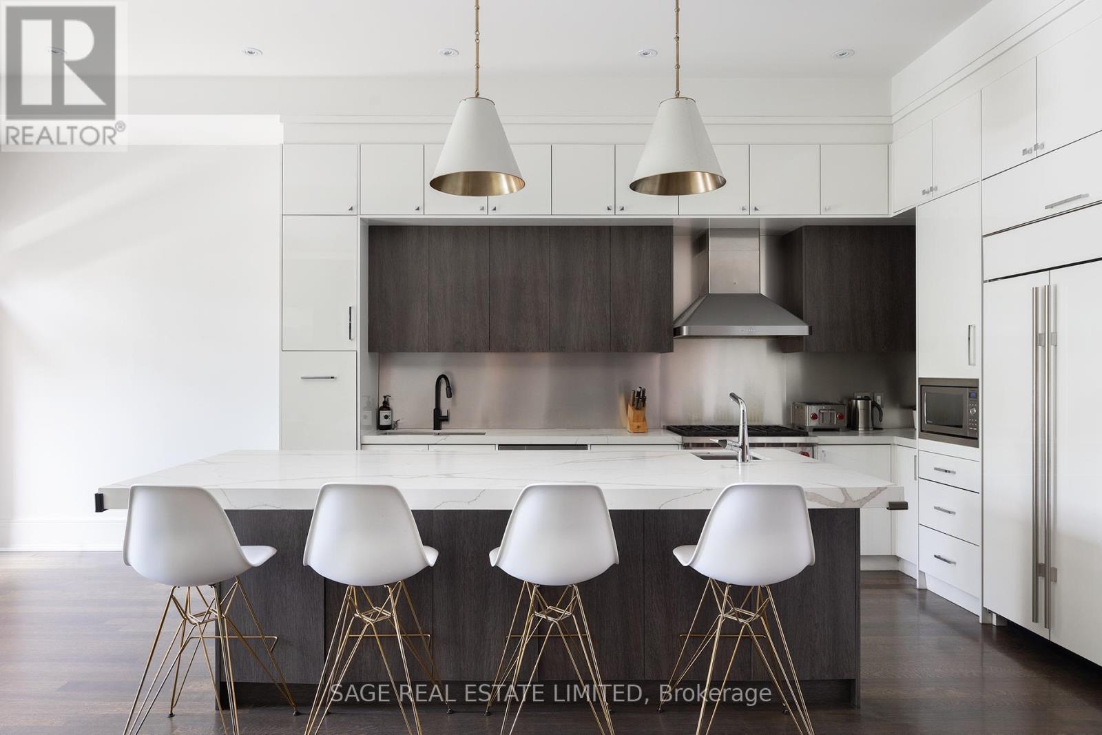 40 Hoyle Avenue, Toronto, ON - Indoor