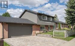 76 LIVINGSTON ROAD Toronto, ON M1E 1L4