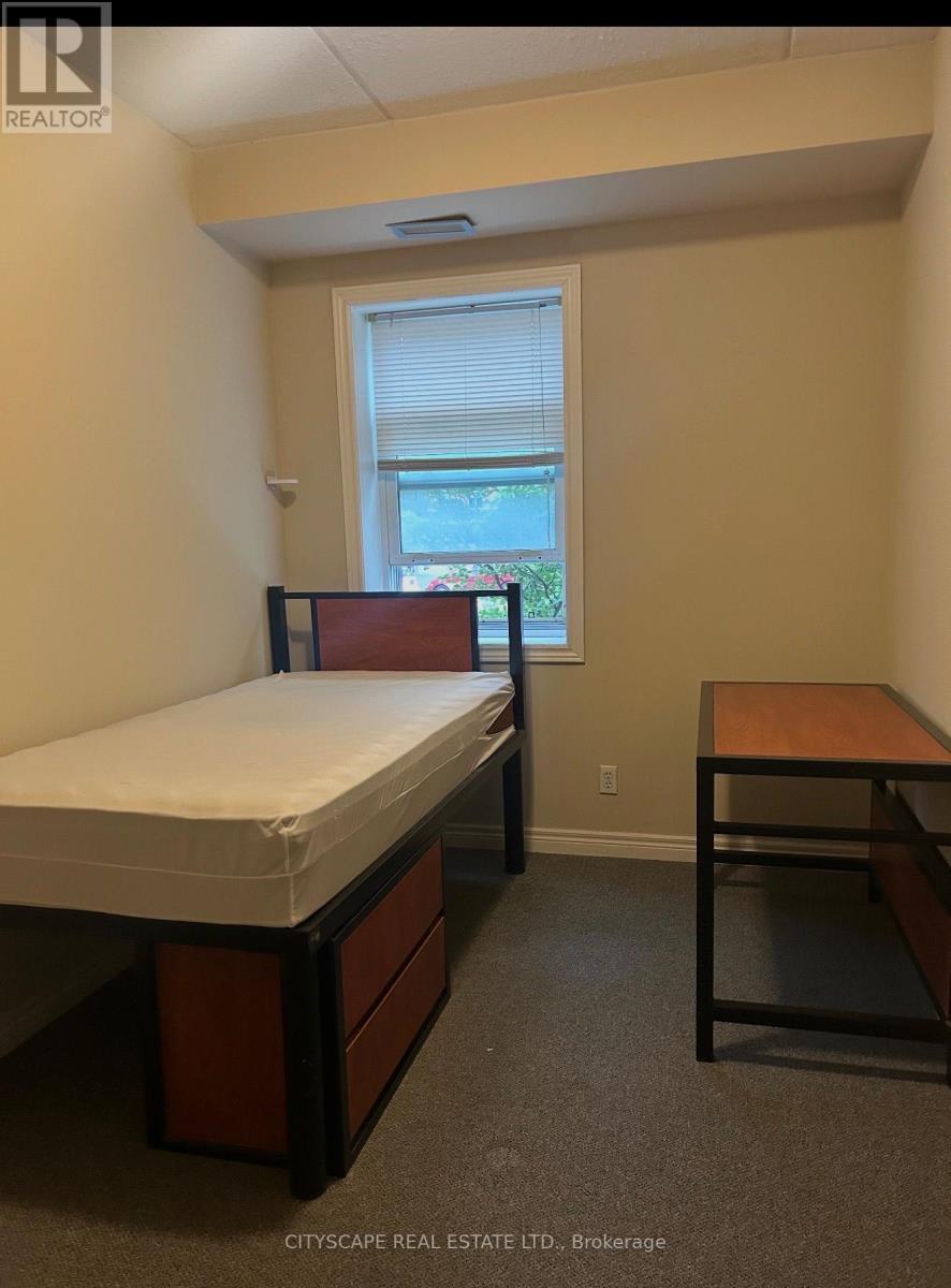 #104 - 253 Lester Street, Waterloo, ON - Indoor Photo Showing Bedroom