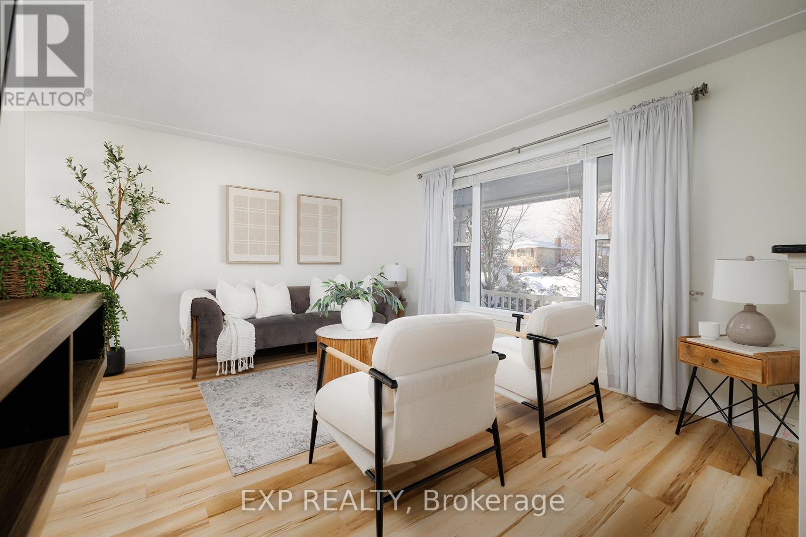 23 Dooley Drive, Kitchener, ON - Indoor