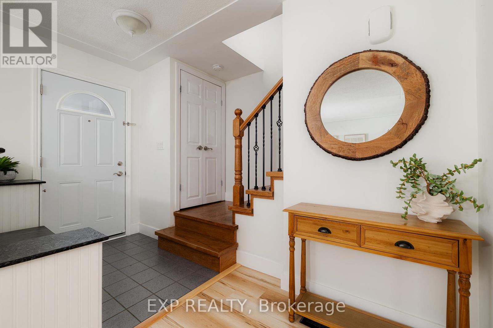 23 Dooley Drive, Kitchener, ON - Indoor Photo Showing Other Room