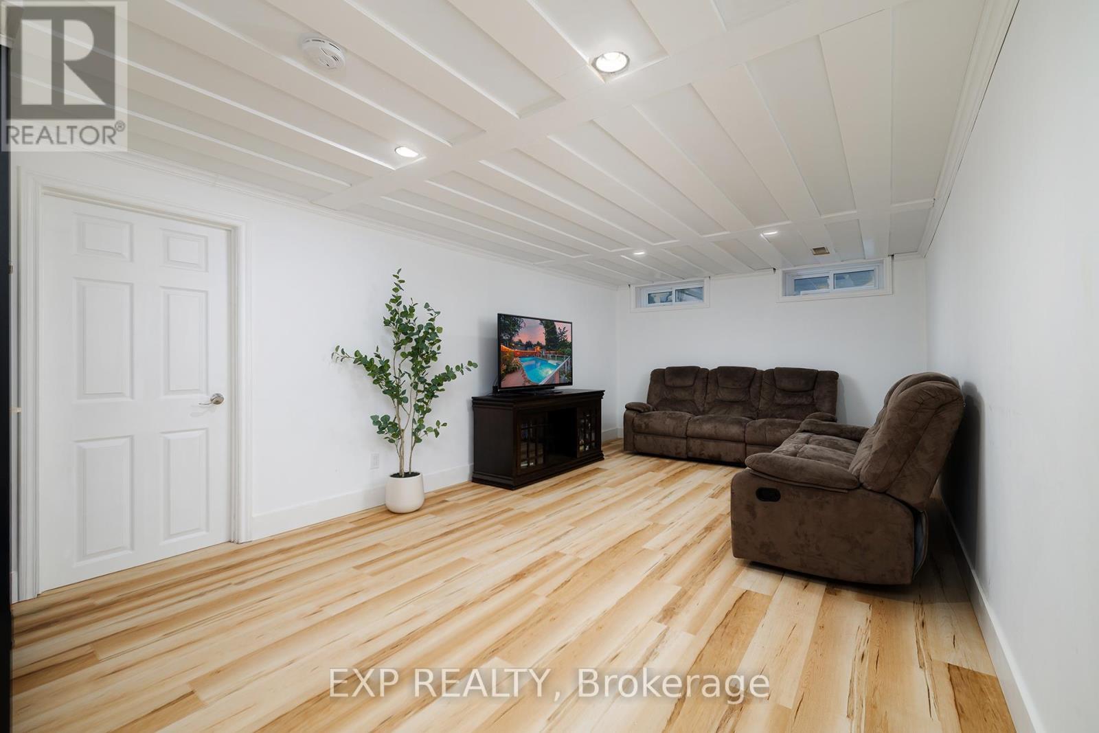 23 Dooley Drive, Kitchener, ON - Indoor