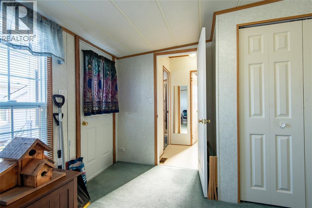 5700 Blackwell Sideroad Unit# 271, Sarnia, ON - Indoor Photo Showing Other Room