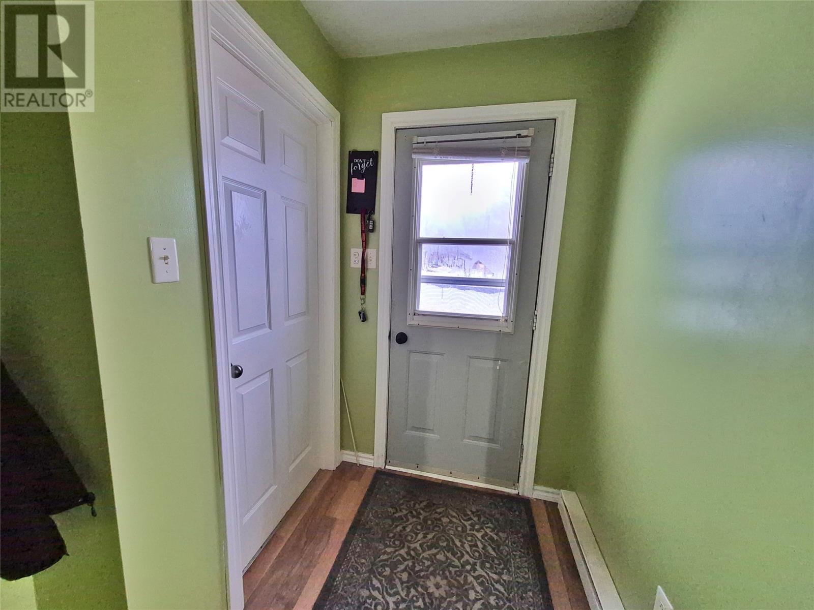 211A Main Street, Peterview, NL - Indoor Photo Showing Other Room