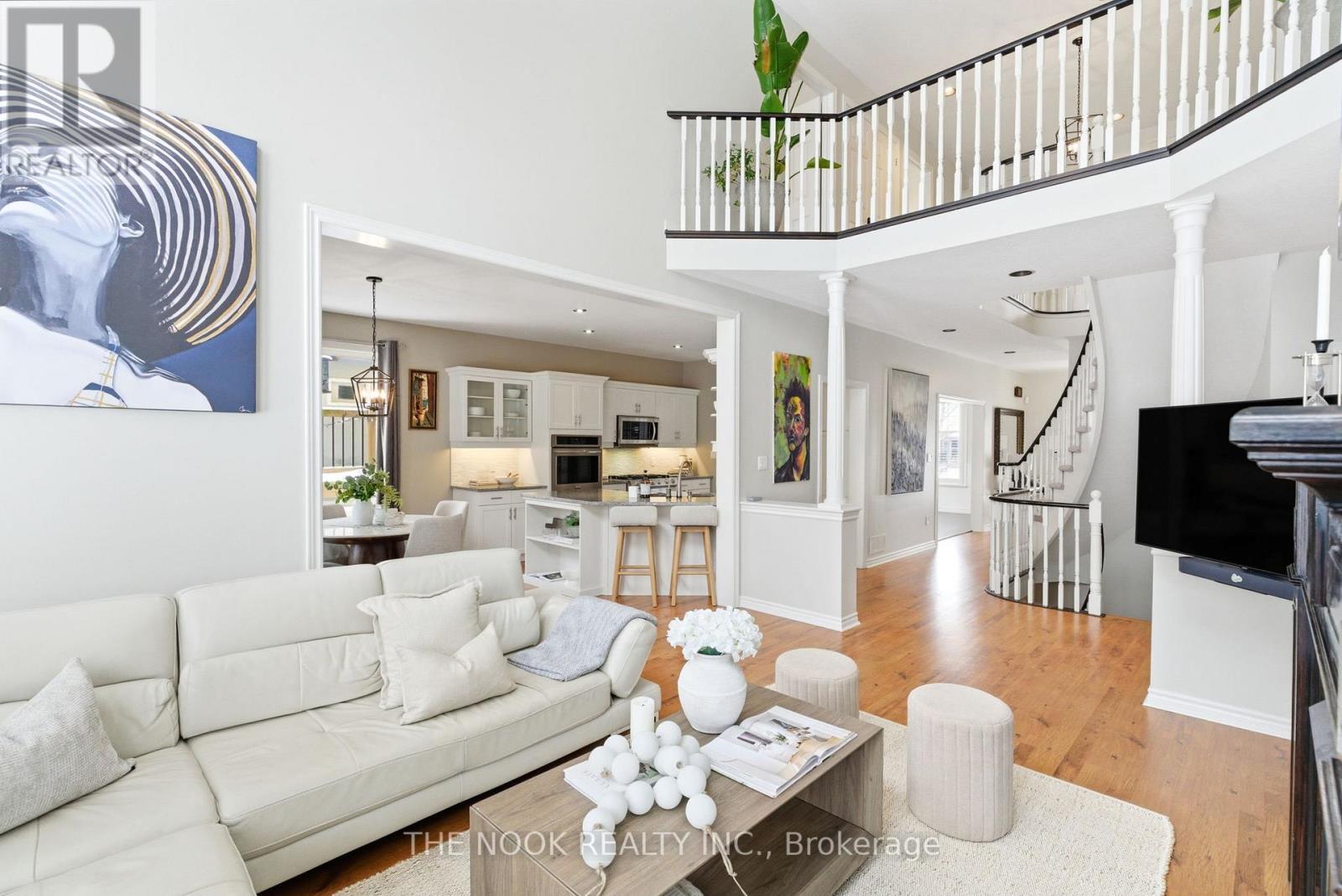 199 Samac Court, Oshawa (Samac), ON - Indoor Photo Showing Living Room
