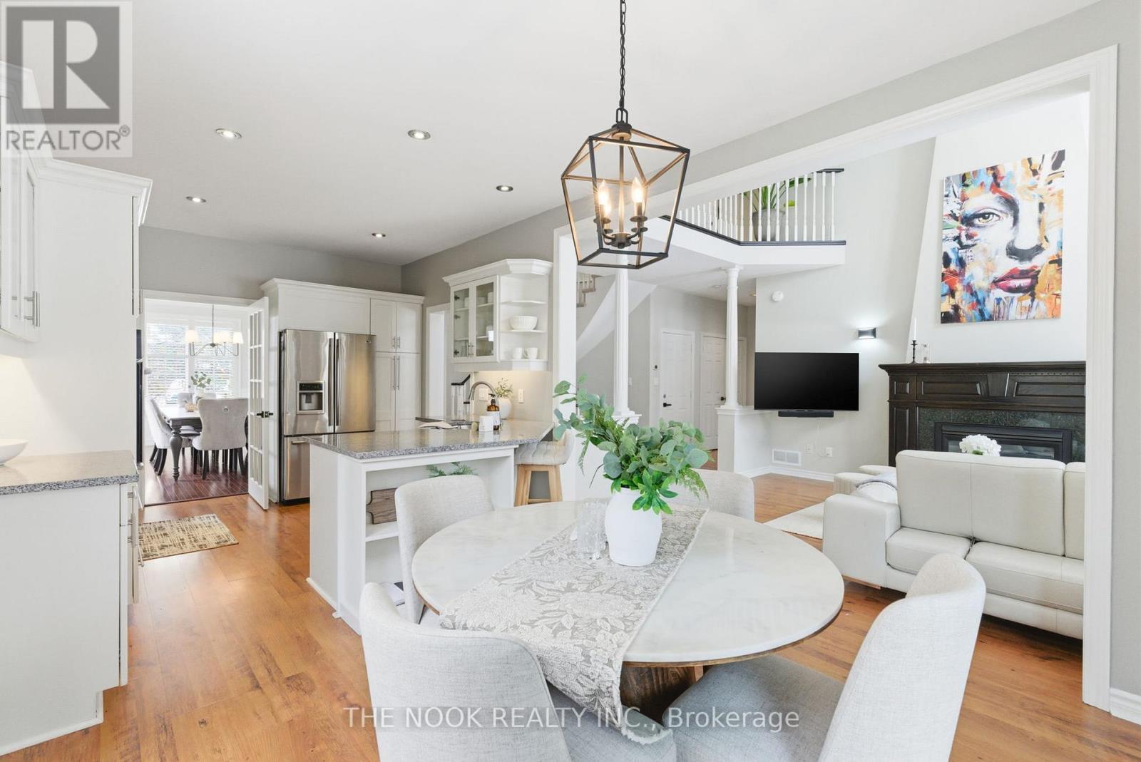 199 Samac Court, Oshawa (Samac), ON - Indoor Photo Showing Dining Room