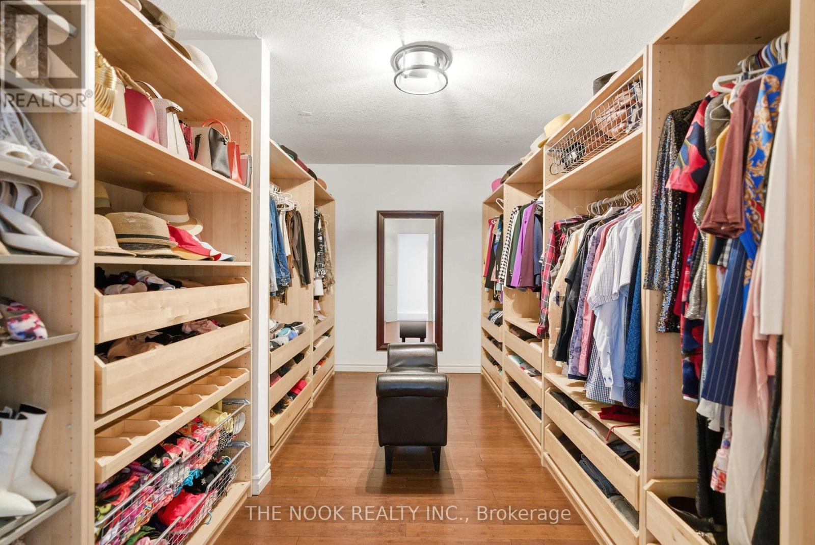 199 Samac Court, Oshawa (Samac), ON - Indoor With Storage