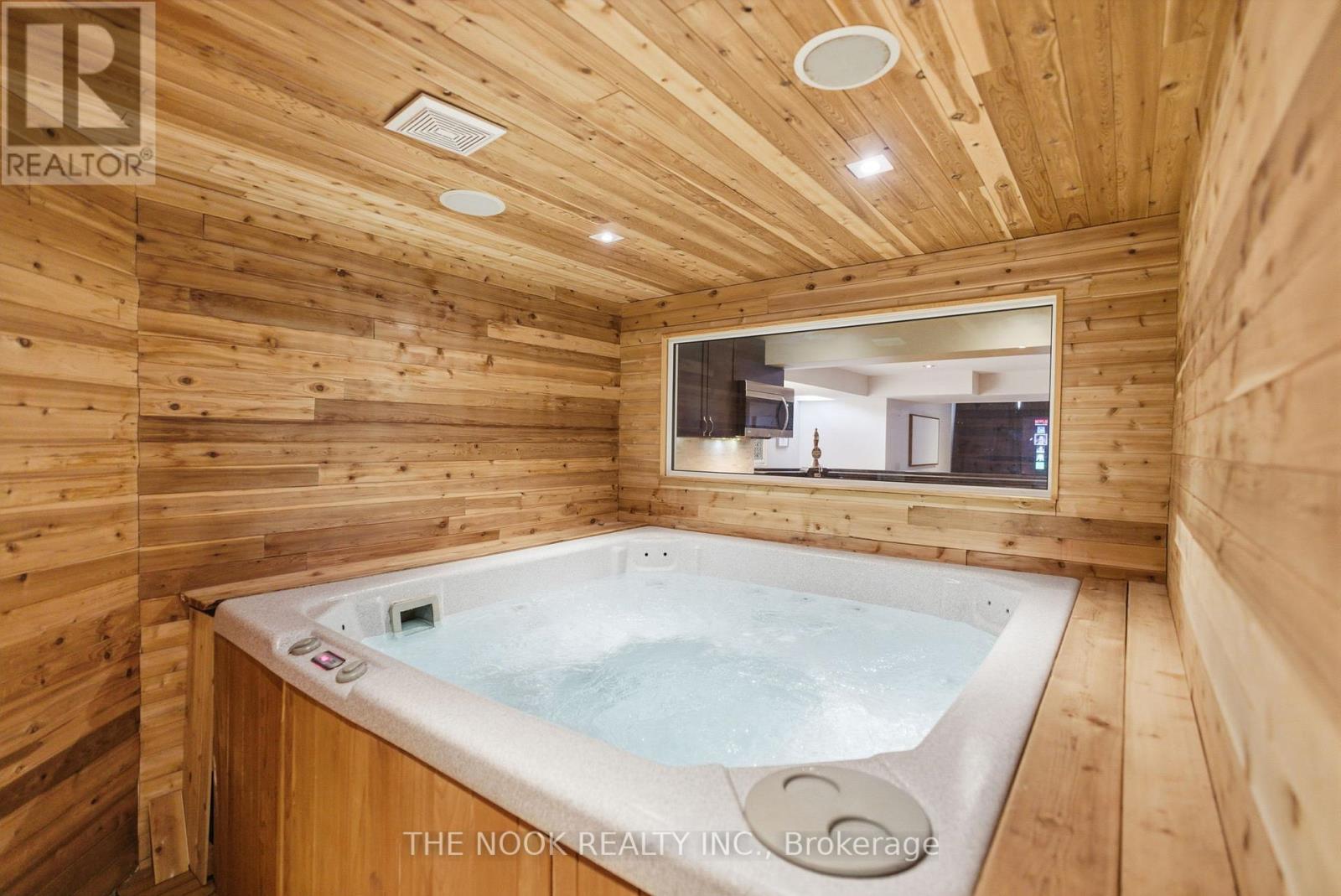 199 Samac Court, Oshawa (Samac), ON - Indoor Photo Showing Other Room