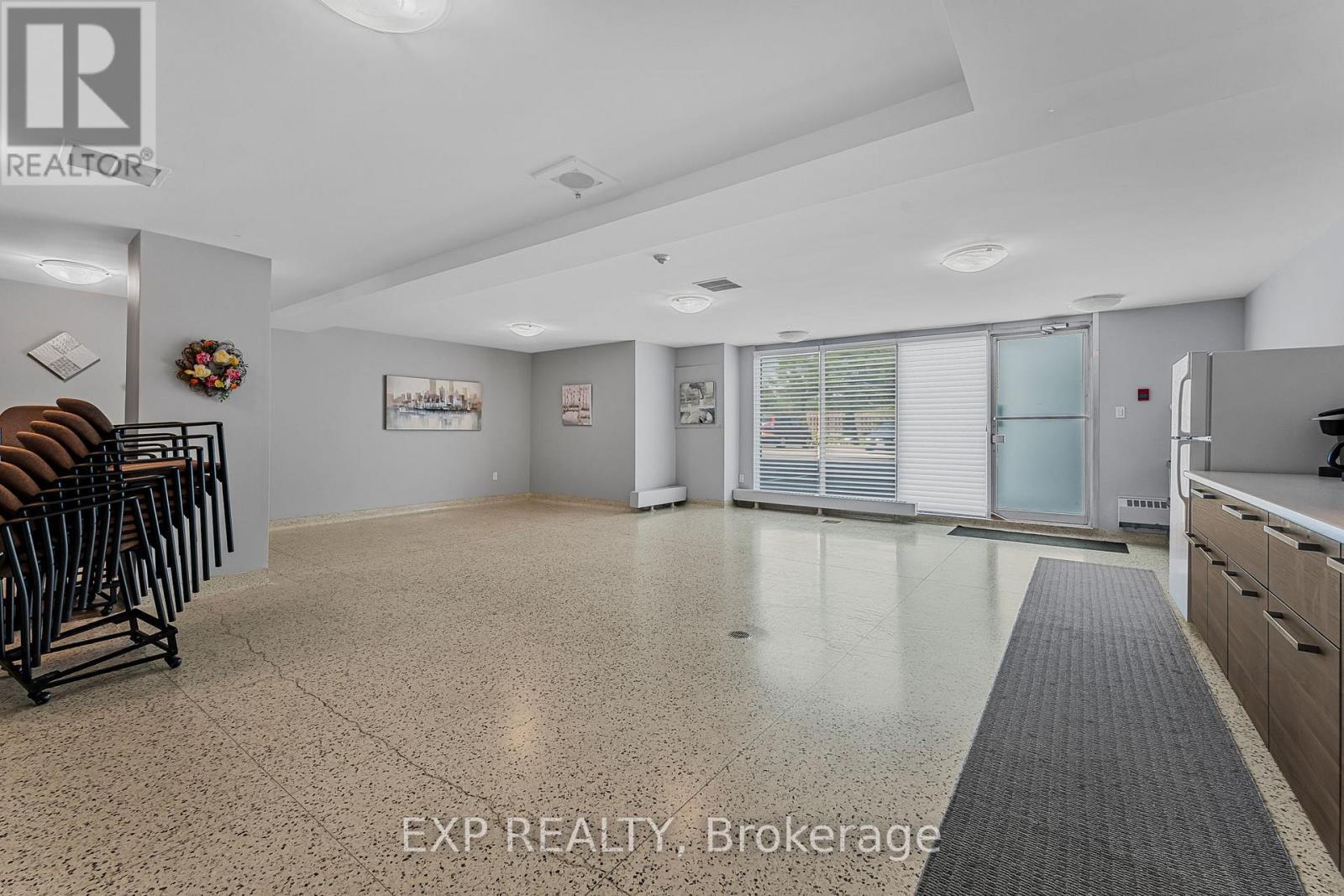 509 - 15 Towering Heights Boulevard, St. Catharines (Glendale/Glenridge), ON - Indoor Photo Showing Other Room