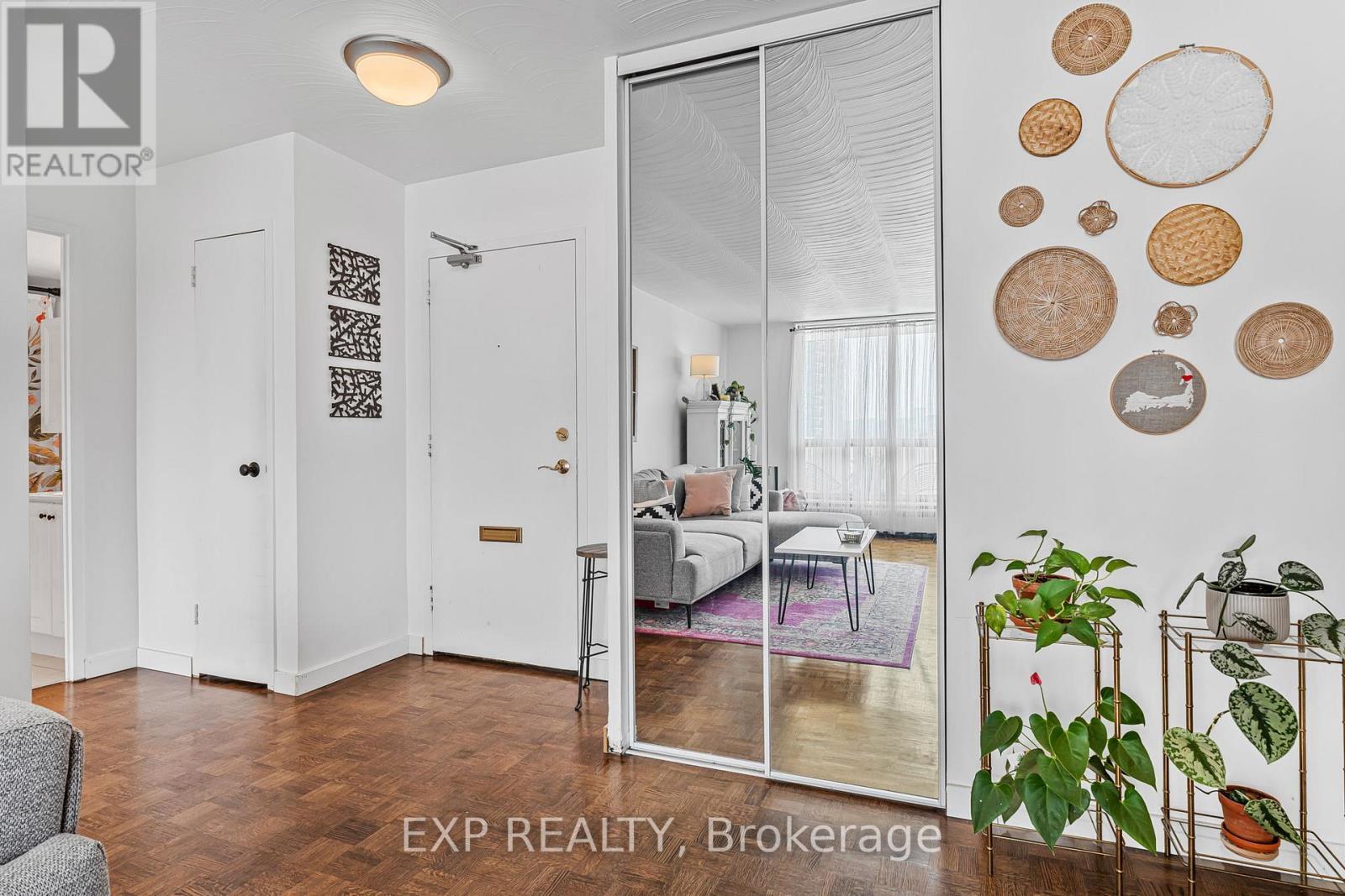 509 - 15 Towering Heights Boulevard, St. Catharines (Glendale/Glenridge), ON - Indoor Photo Showing Other Room