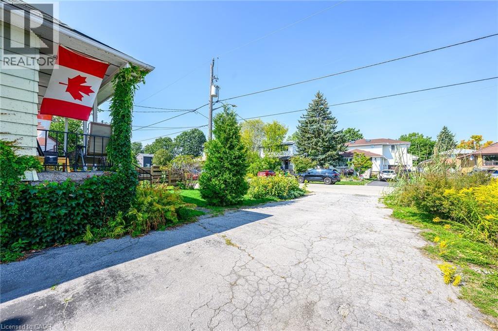 212 Troy Street, Mississauga, ON - Outdoor