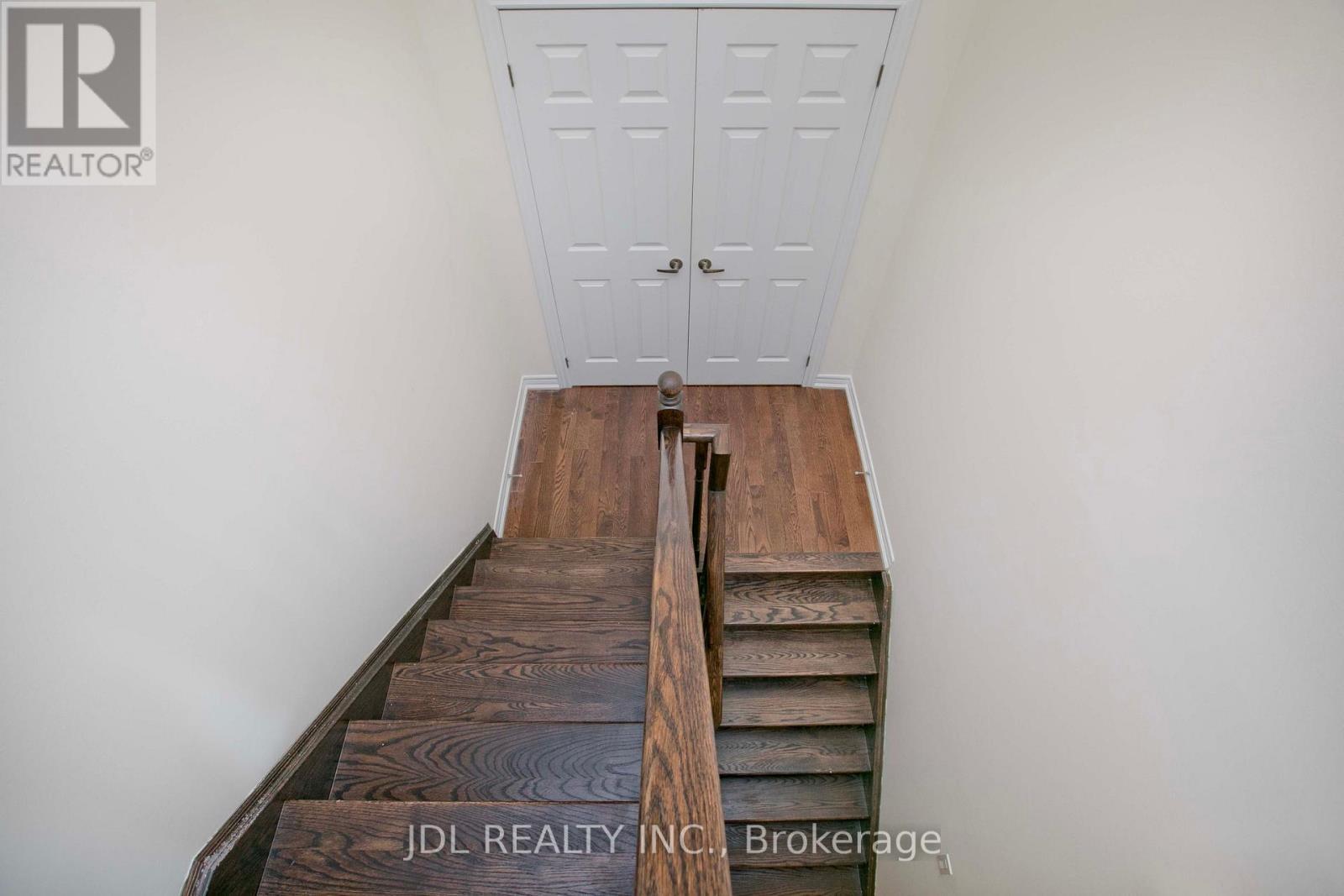 21 Wozniak Crescent, Markham, ON - Indoor Photo Showing Other Room