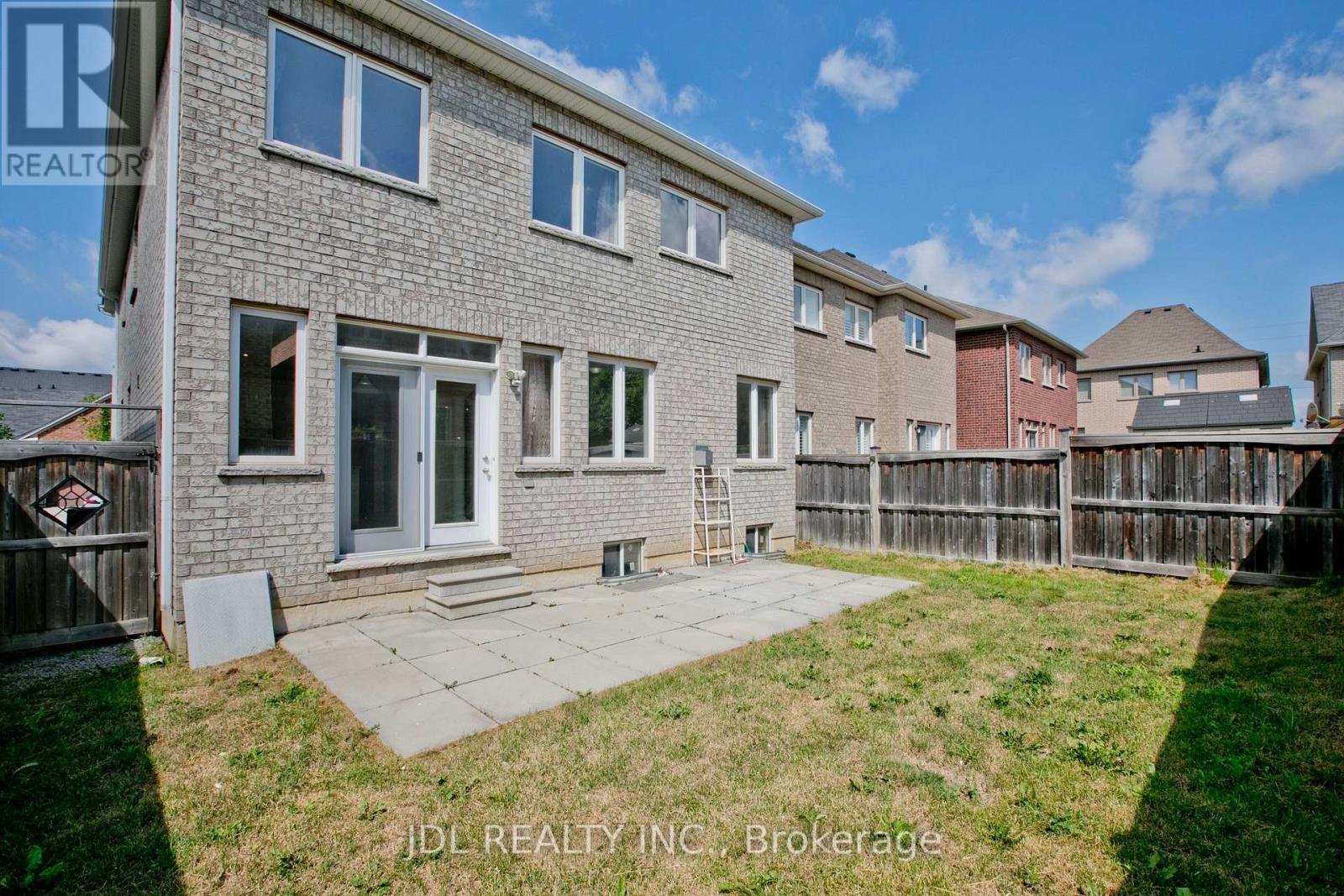 21 Wozniak Crescent, Markham, ON - Outdoor