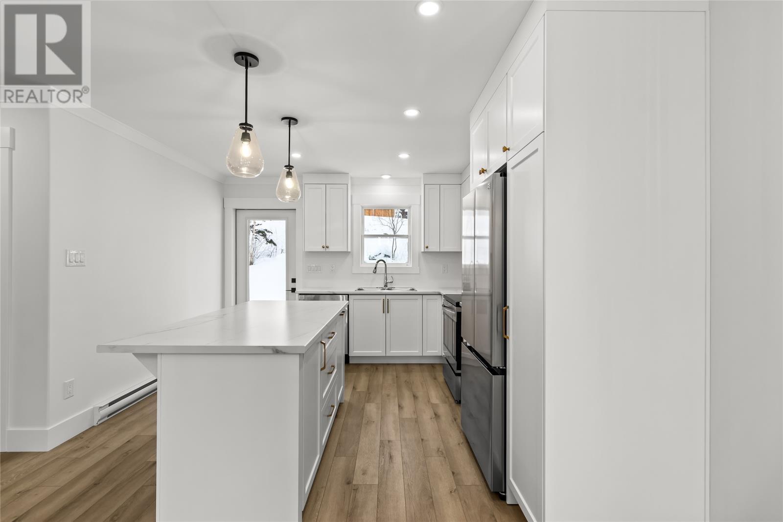 25 Cliffside Avenue, Conception Bay South, NL - Indoor Photo Showing Kitchen With Upgraded Kitchen