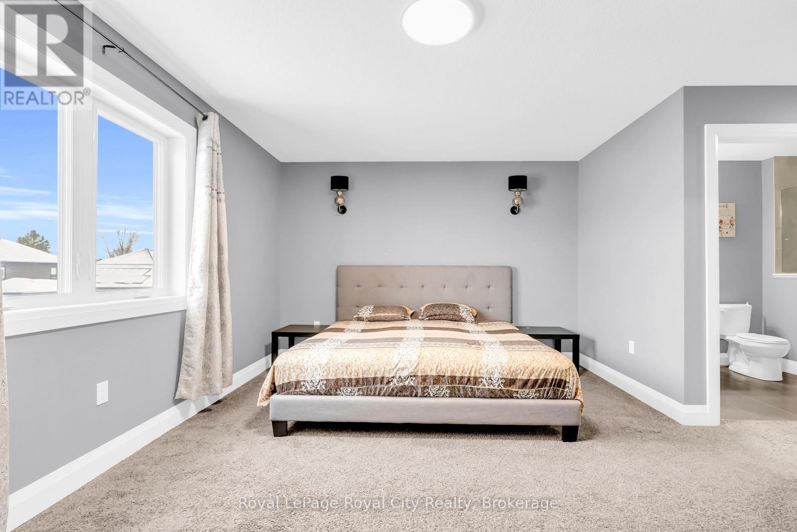 181 Halls Drive, Centre Wellington (Elora/Salem), ON - Indoor Photo Showing Bedroom