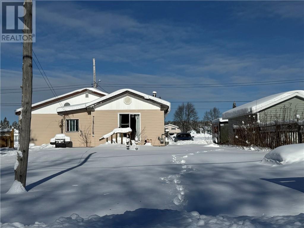 14 St. Thomas, Warren, ON - Outdoor