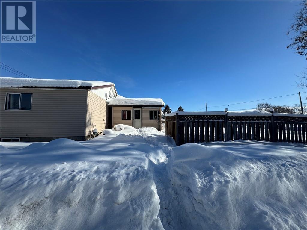 14 St. Thomas, Warren, ON - Outdoor