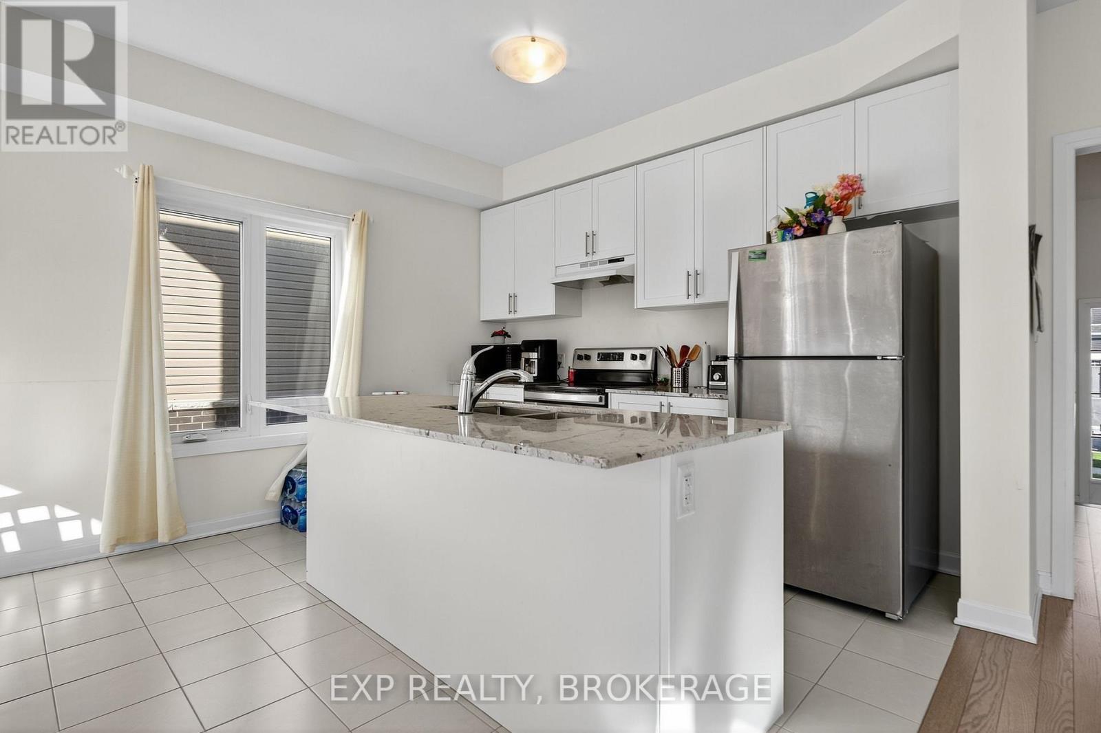 73 Oakmont Drive, Loyalist (Bath), ON - Indoor Photo Showing Kitchen