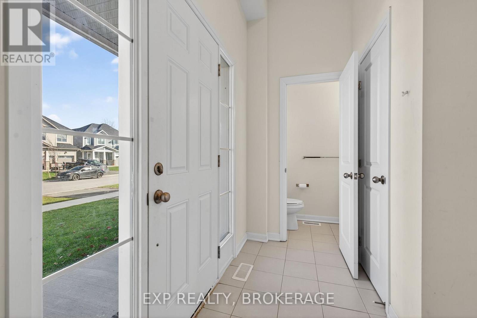 73 Oakmont Drive, Loyalist (Bath), ON - Indoor Photo Showing Other Room