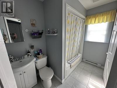28 Earles Lane, Carbonear, NL - Indoor Photo Showing Bathroom