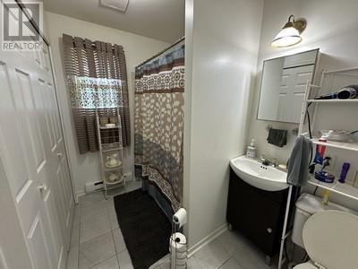 28 Earles Lane, Carbonear, NL - Indoor Photo Showing Bathroom