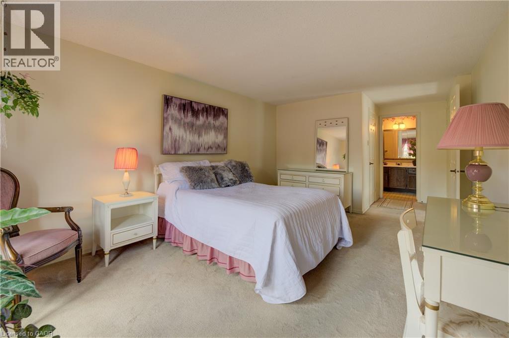 493 Beechwood Drive Unit# 4, Waterloo, ON - Indoor Photo Showing Bedroom